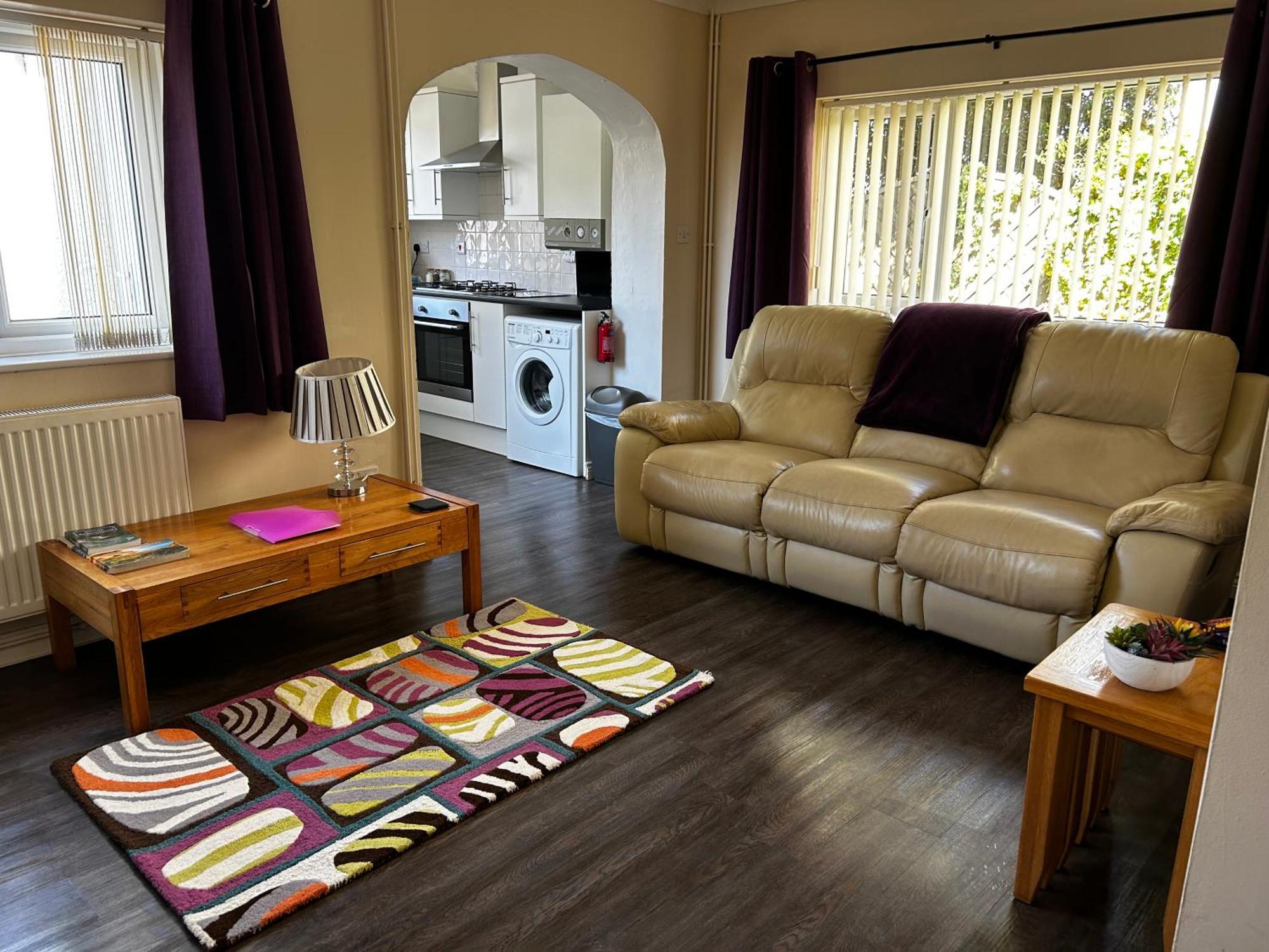 Ortari@70 Appartement Swansea Buitenkant foto